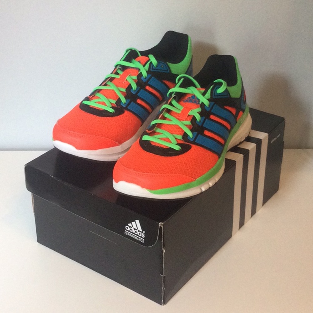 BRAND NEW miAdidas Duramo 6 Women’s Sneaker w/box